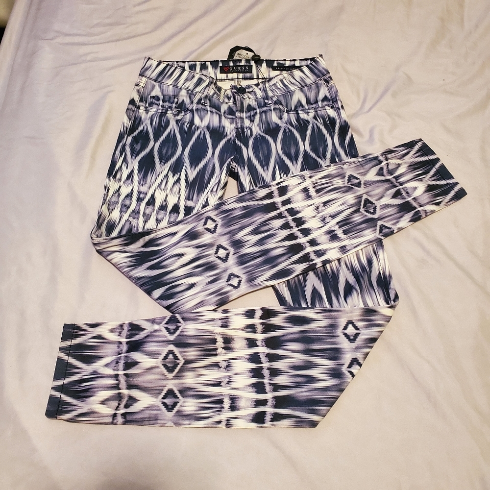 NWT Guess Brittney Print Leggings Jeans